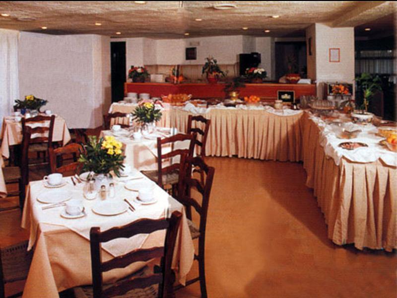 Irini Hotel Ираклион Экстерьер фото