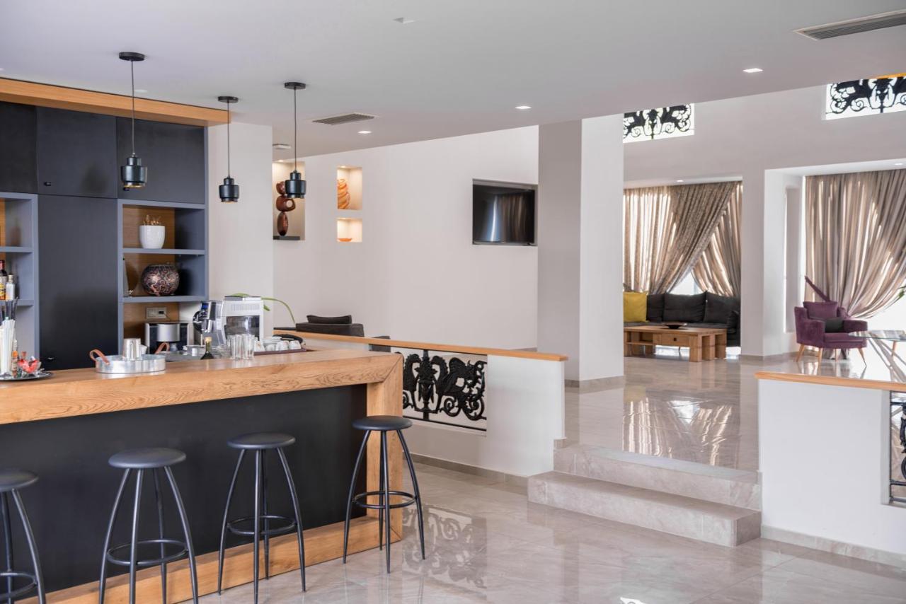Irini Hotel Ираклион Экстерьер фото